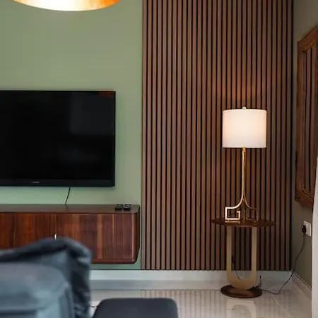 Newly Renovated-designer Finish Sliema