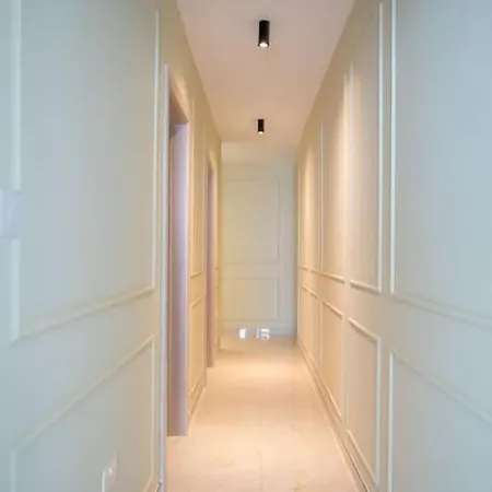 Newly Renovated-designer Finish Apartment Sliema