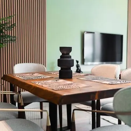 Newly Renovated-designer Finish Daire Sliema