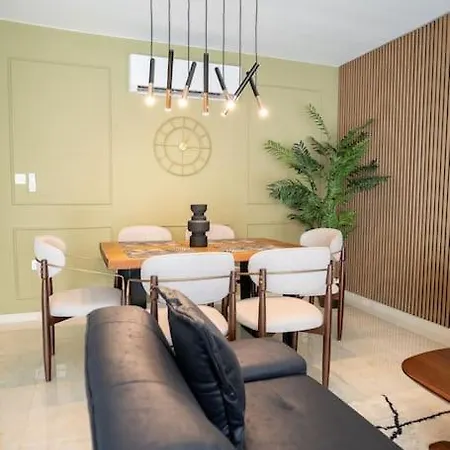 Newly Renovated-designer Finish *